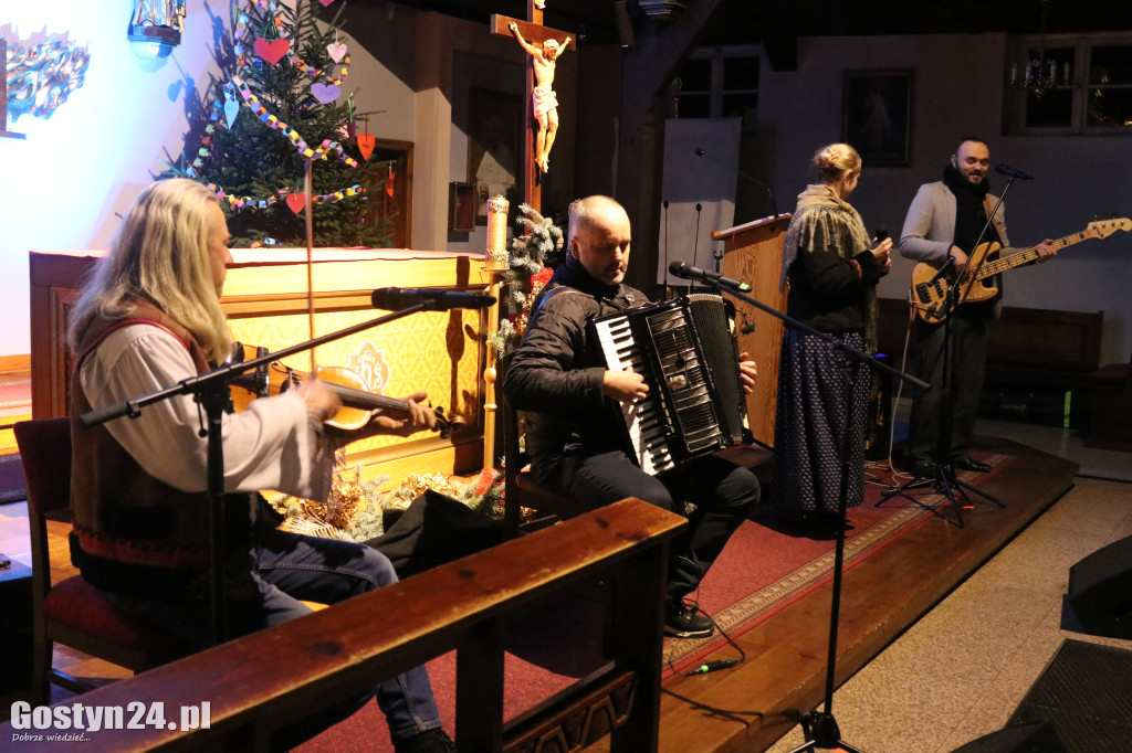 Koncert  kolęd po góralsku w kościele w Piaskach