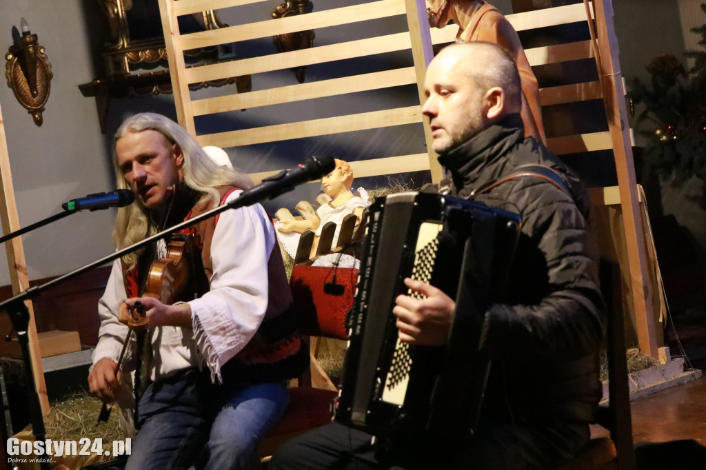 Koncert  kolęd po góralsku w kościele w Piaskach