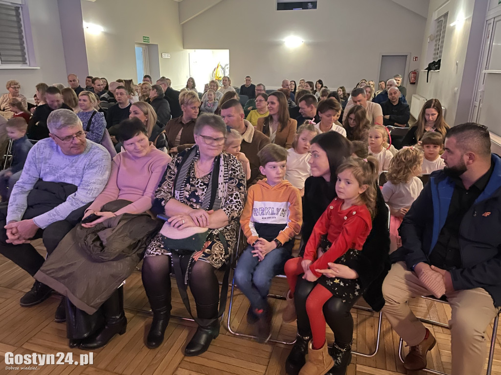 Przedszkolny Przegląd Kolęd i Pastorałek w Piaskach