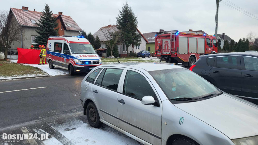 Kraksa koło mleczarni. Jeden z kierowców oddalił się z miejsca wypadku