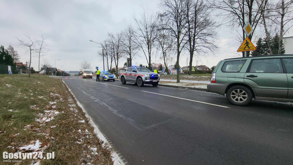 Kraksa koło mleczarni. Jeden z kierowców oddalił się z miejsca wypadku