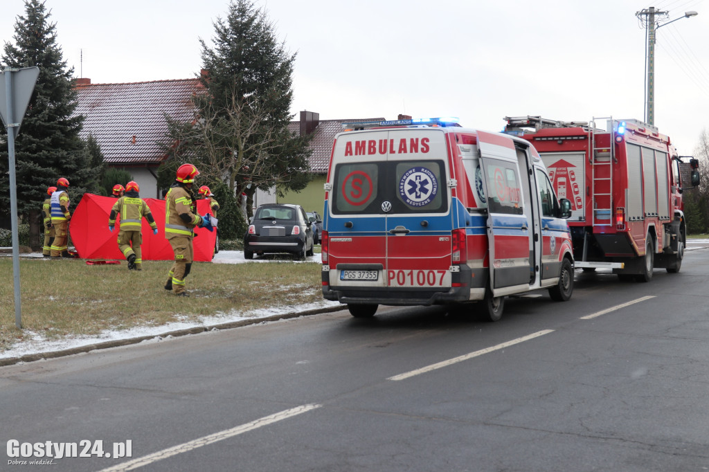 Kraksa koło mleczarni. Jeden z kierowców oddalił się z miejsca wypadku