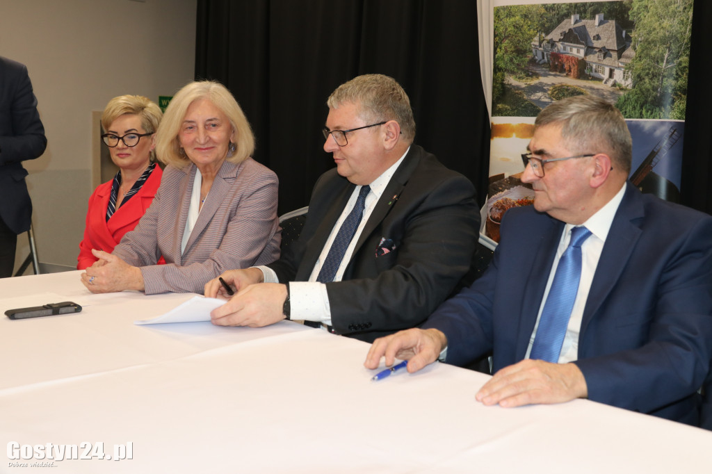 Podpisanie umowy na ponad 5,5 mln euro dla LGD