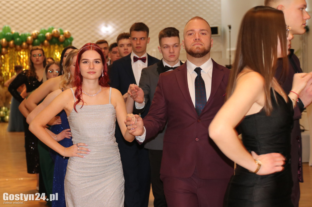 Studniówka maturzystów Zespołu Szkół Rolniczych w Grabonogu