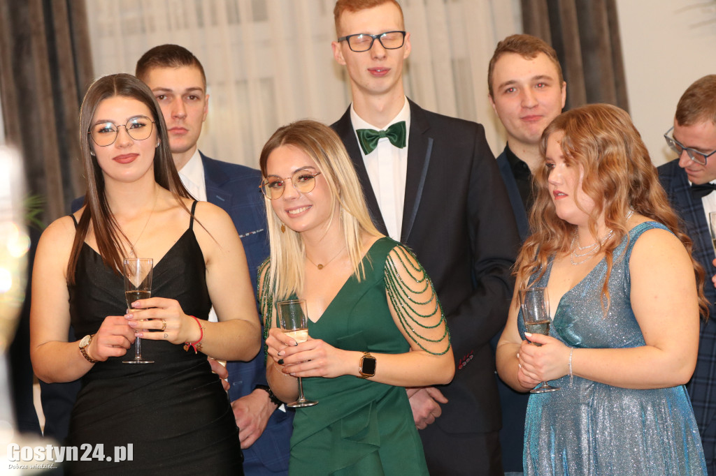 Studniówka maturzystów Zespołu Szkół Rolniczych w Grabonogu