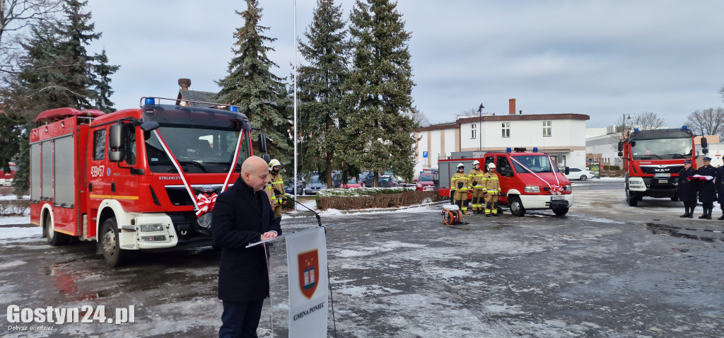 Przekazanie samochodów dla OSP Poniec i OSP Godurowo