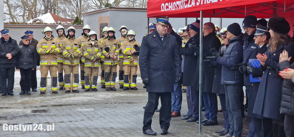Przekazanie samochodów dla OSP Poniec i OSP Godurowo