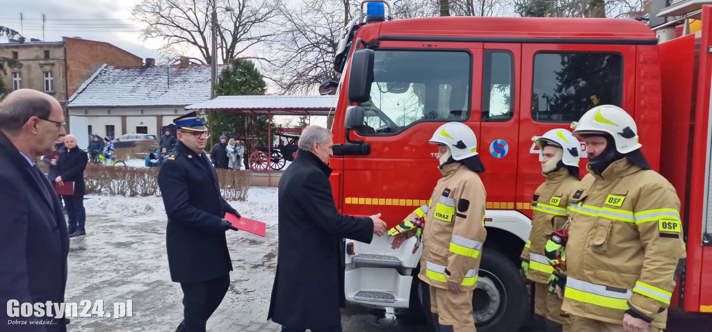 Przekazanie samochodów dla OSP Poniec i OSP Godurowo