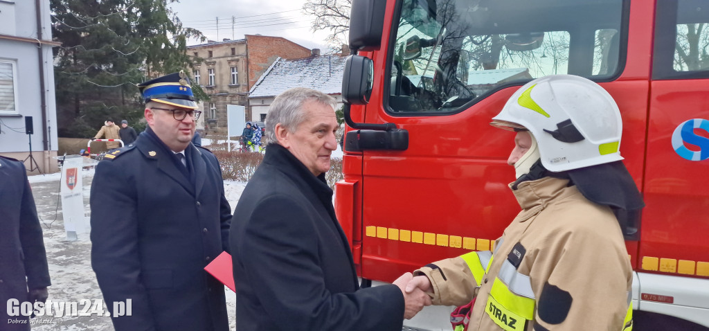 Przekazanie samochodów dla OSP Poniec i OSP Godurowo