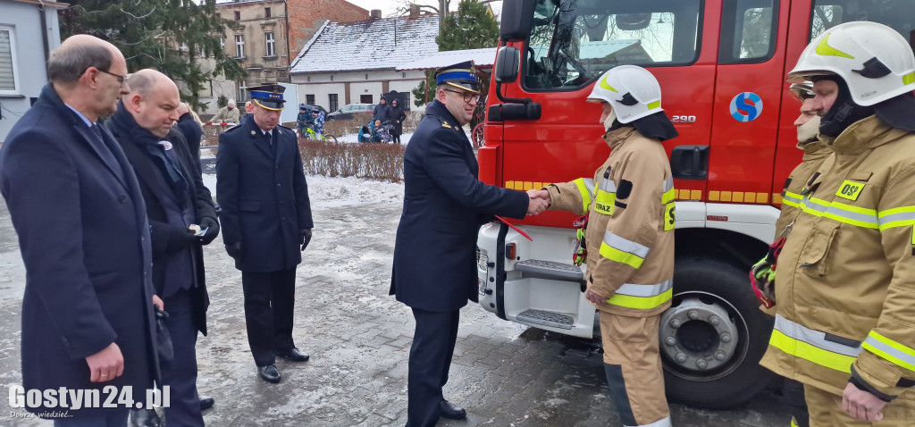 Przekazanie samochodów dla OSP Poniec i OSP Godurowo