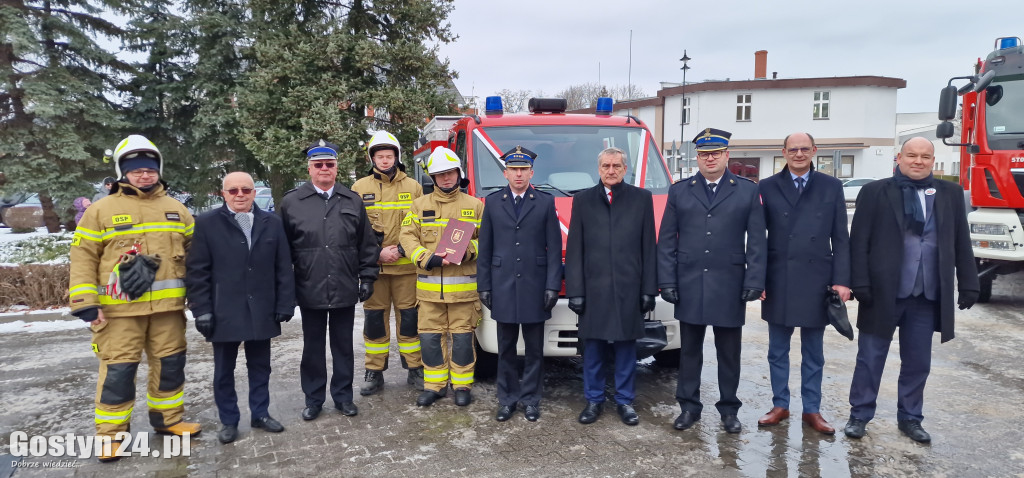 Przekazanie samochodów dla OSP Poniec i OSP Godurowo