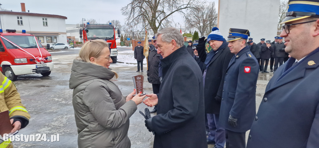 Przekazanie samochodów dla OSP Poniec i OSP Godurowo