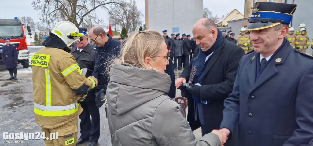 Przekazanie samochodów dla OSP Poniec i OSP Godurowo