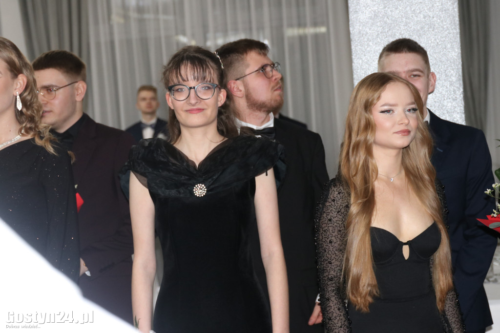 Studniówka maturzystów ZSOiZ w Krobi