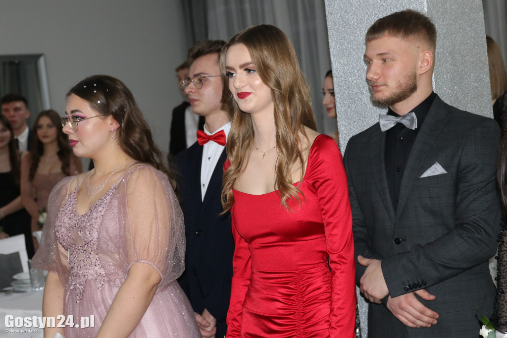 Studniówka maturzystów ZSOiZ w Krobi