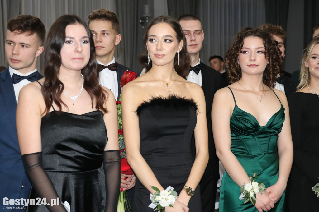 Studniówka maturzystów ZSOiZ w Krobi
