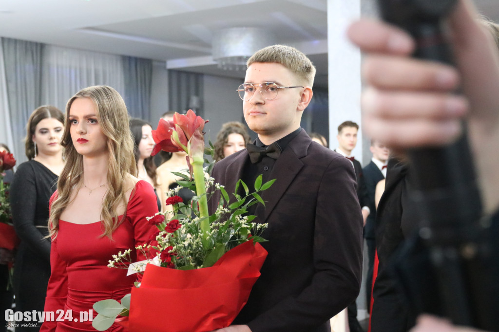 Studniówka maturzystów ZSOiZ w Krobi