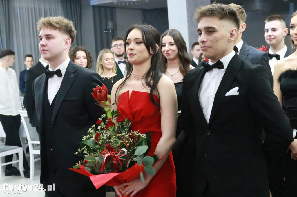 Studniówka maturzystów ZSOiZ w Krobi