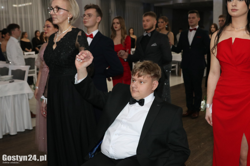 Studniówka maturzystów ZSOiZ w Krobi