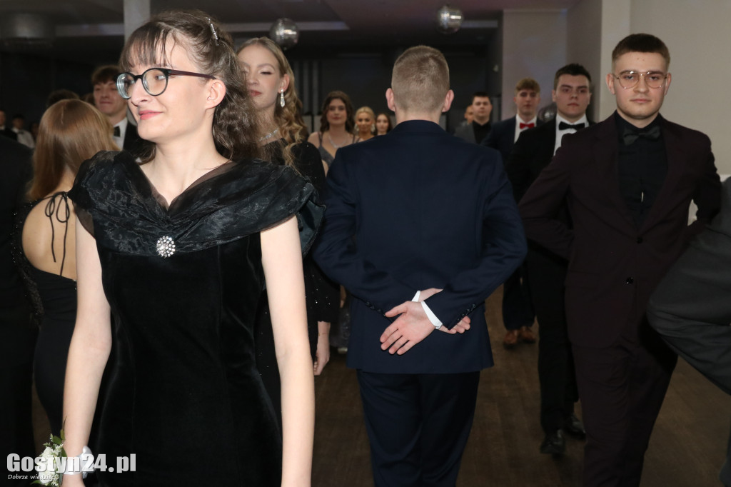Studniówka maturzystów ZSOiZ w Krobi
