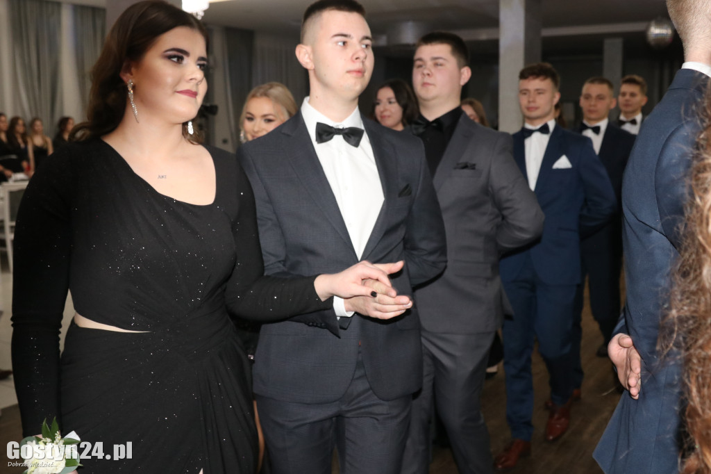Studniówka maturzystów ZSOiZ w Krobi