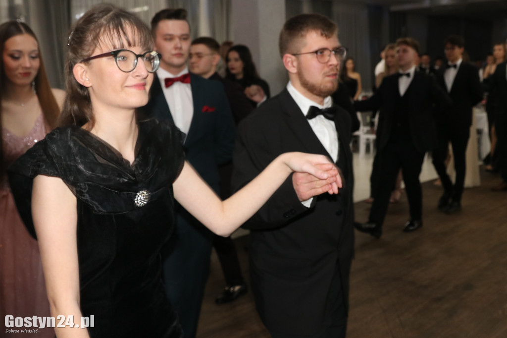 Studniówka maturzystów ZSOiZ w Krobi