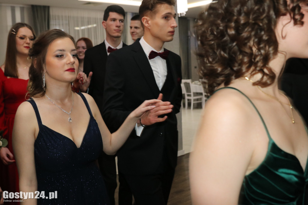 Studniówka maturzystów ZSOiZ w Krobi