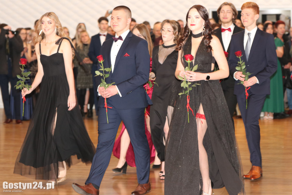 Studniówka maturzystów ZSZ w Gostyniu