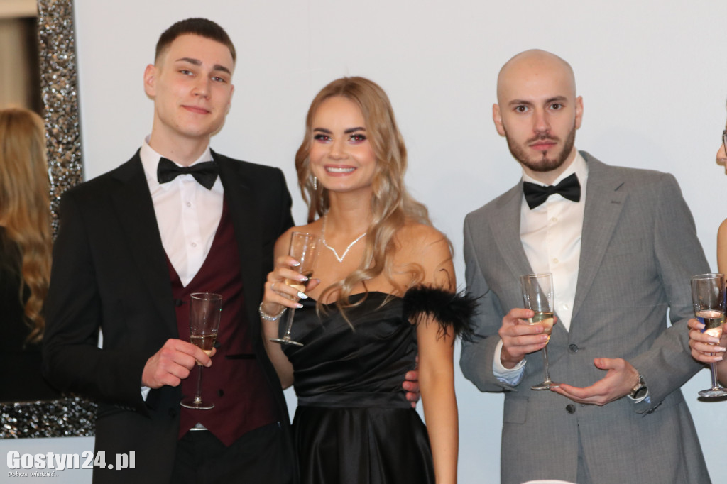 Studniówka maturzystów ZSZ w Gostyniu