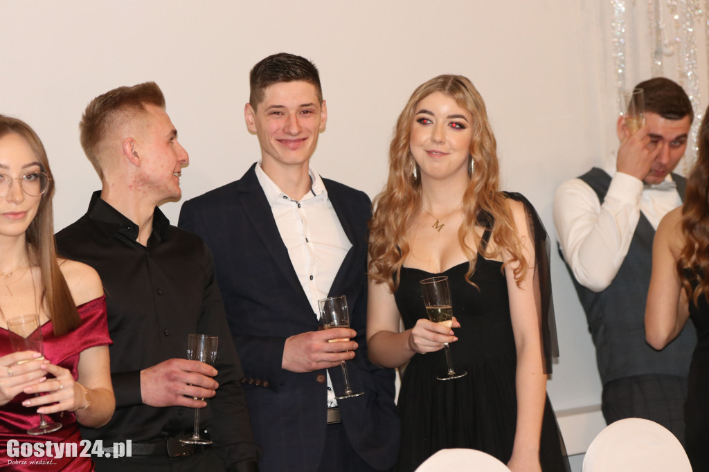 Studniówka maturzystów ZSZ w Gostyniu
