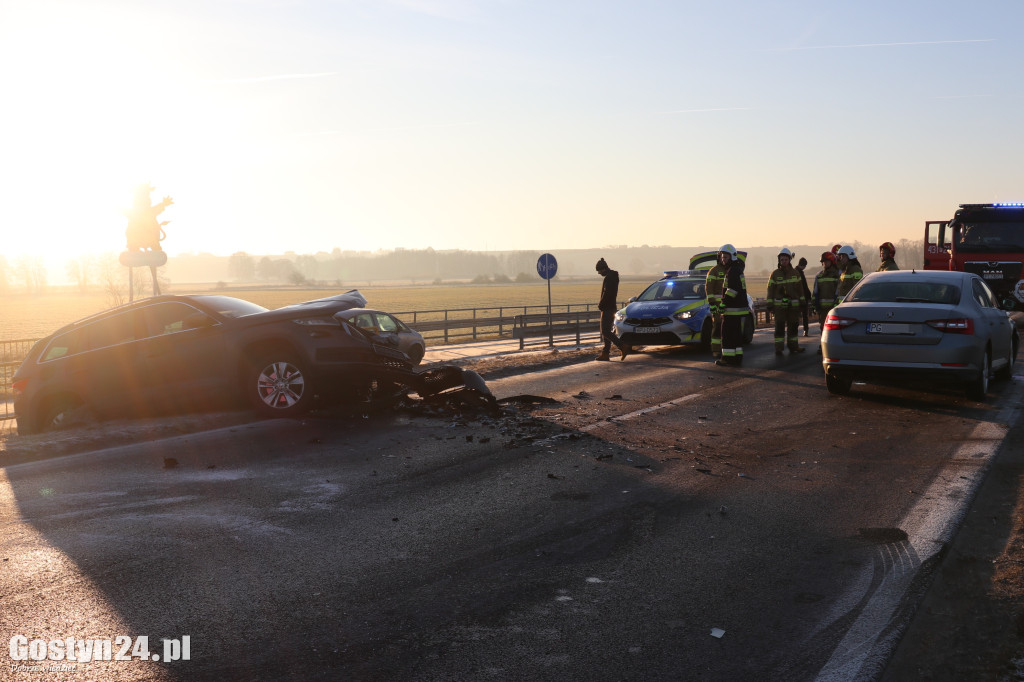 Wypadek na drodze wojewódzkiej 434 Gostyń-Kunowo