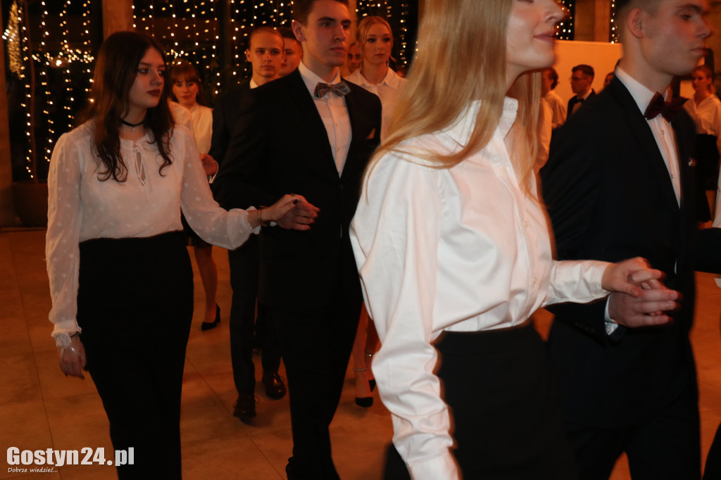 Studniówka maturzystów gostyńskiego liceum