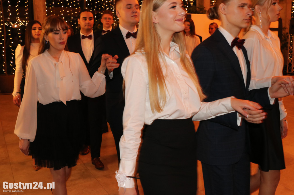 Studniówka maturzystów gostyńskiego liceum