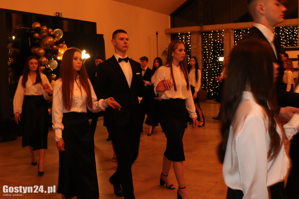 Studniówka maturzystów gostyńskiego liceum