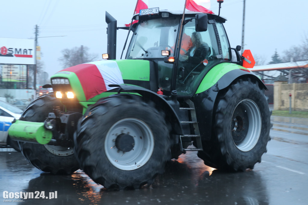 Rolnicy ponownie wyjechali na drogi