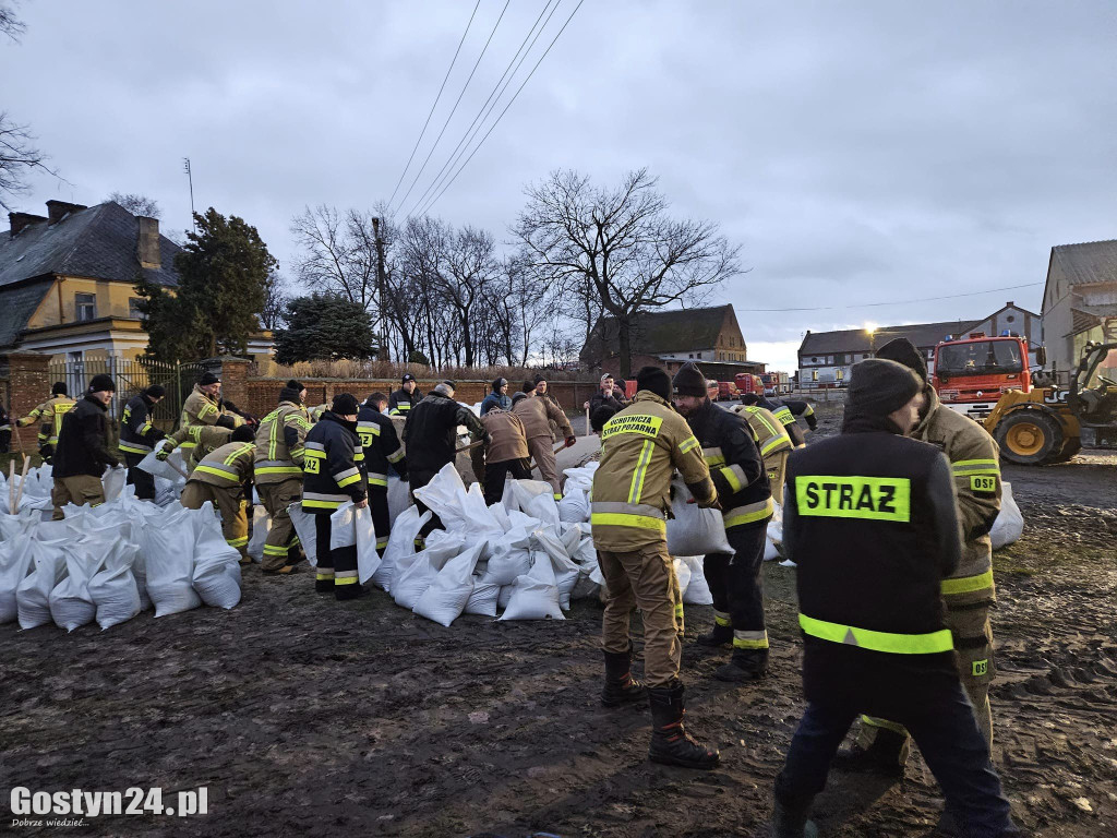 Gostyńscy strażacy ruszyli na ratunek mieszkańcom ziemi kościańskiej