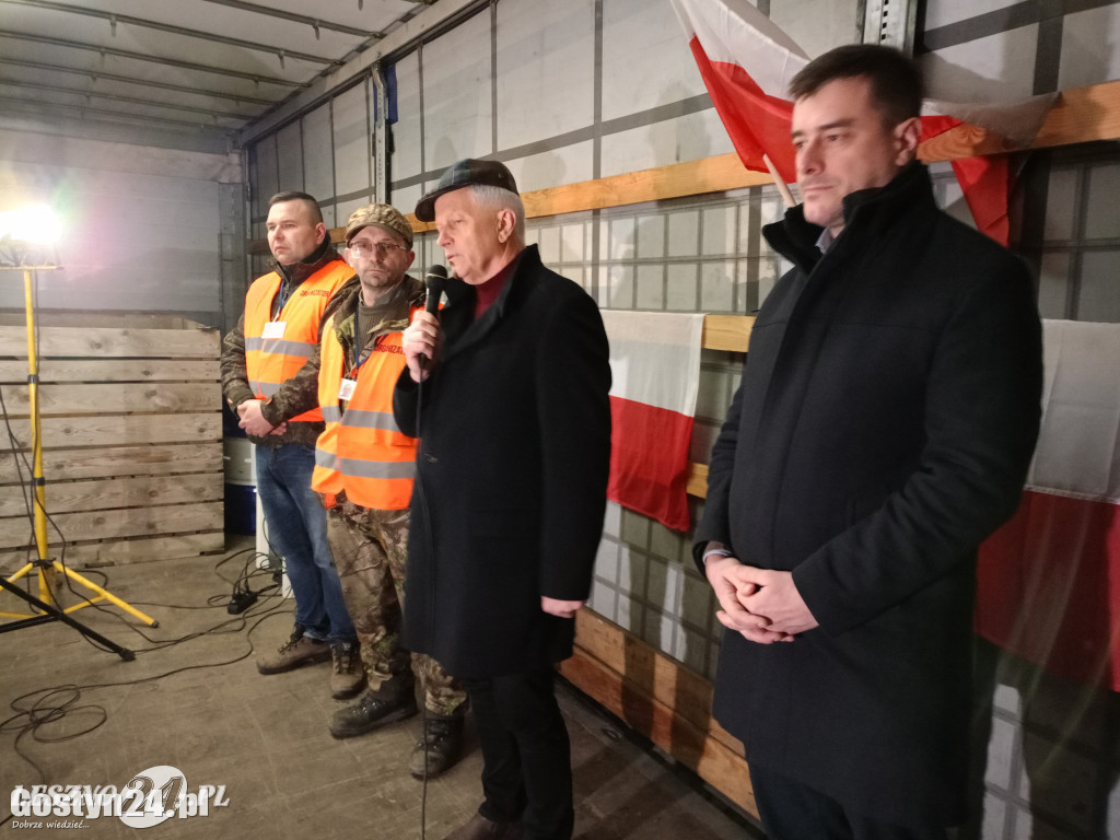 Nocne spotkanie rolników z posłami pod Lesznem