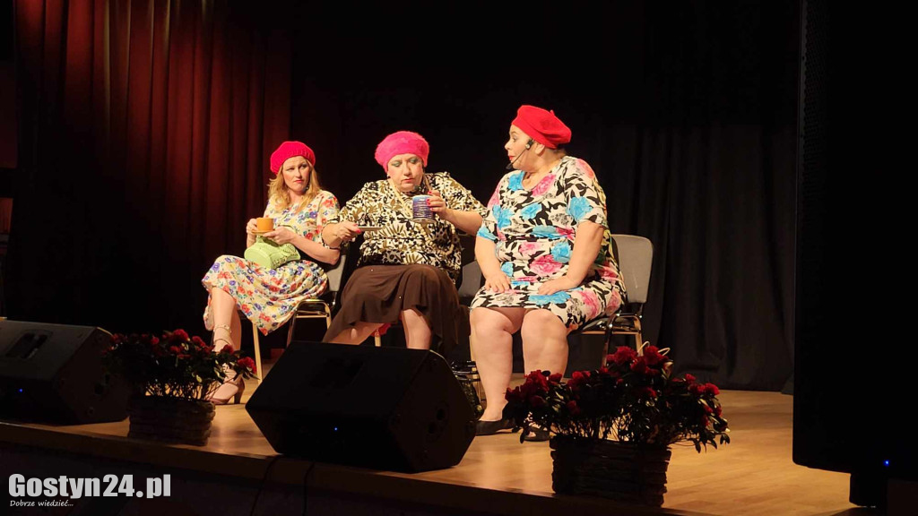 Kabaret Moherowe Berety wystąpił w CKiB w Piaskach