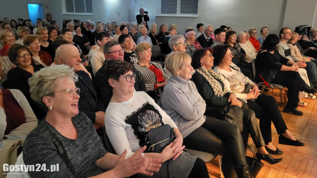 Kabaret Moherowe Berety wystąpił w CKiB w Piaskach