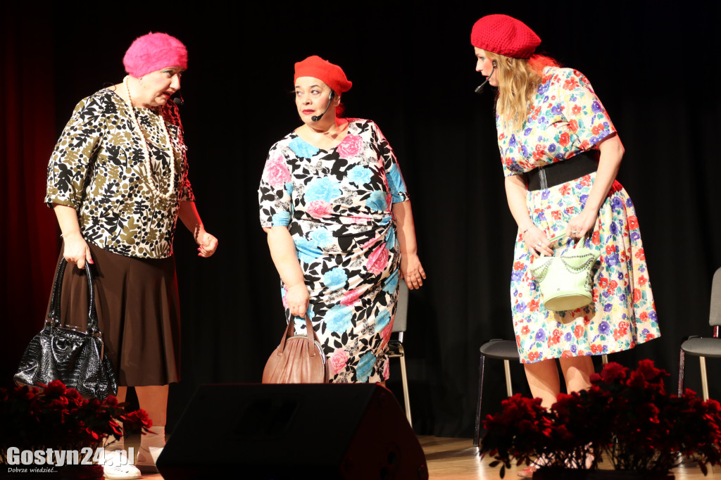 Kabaret Moherowe Berety wystąpił w CKiB w Piaskach