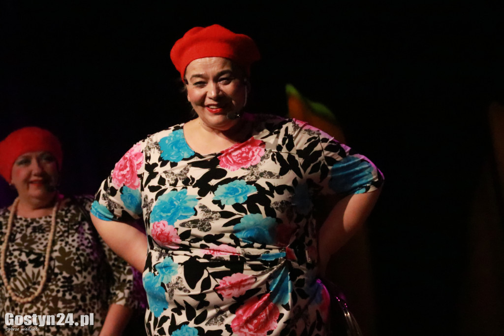 Kabaret Moherowe Berety wystąpił w CKiB w Piaskach