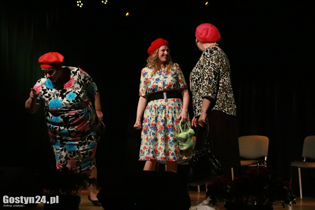 Kabaret Moherowe Berety wystąpił w CKiB w Piaskach