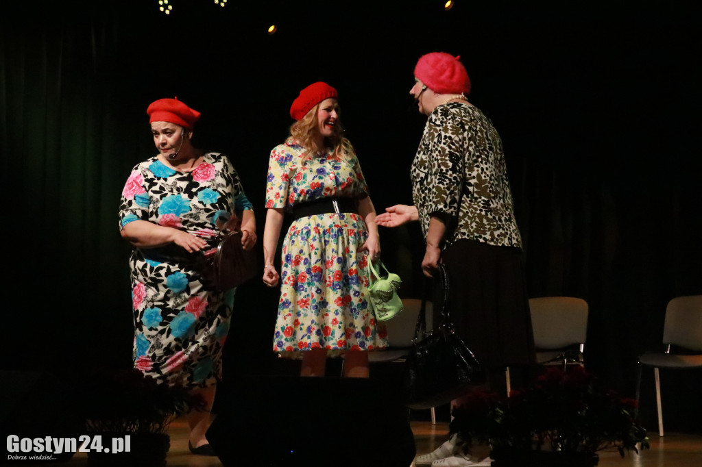 Kabaret Moherowe Berety wystąpił w CKiB w Piaskach