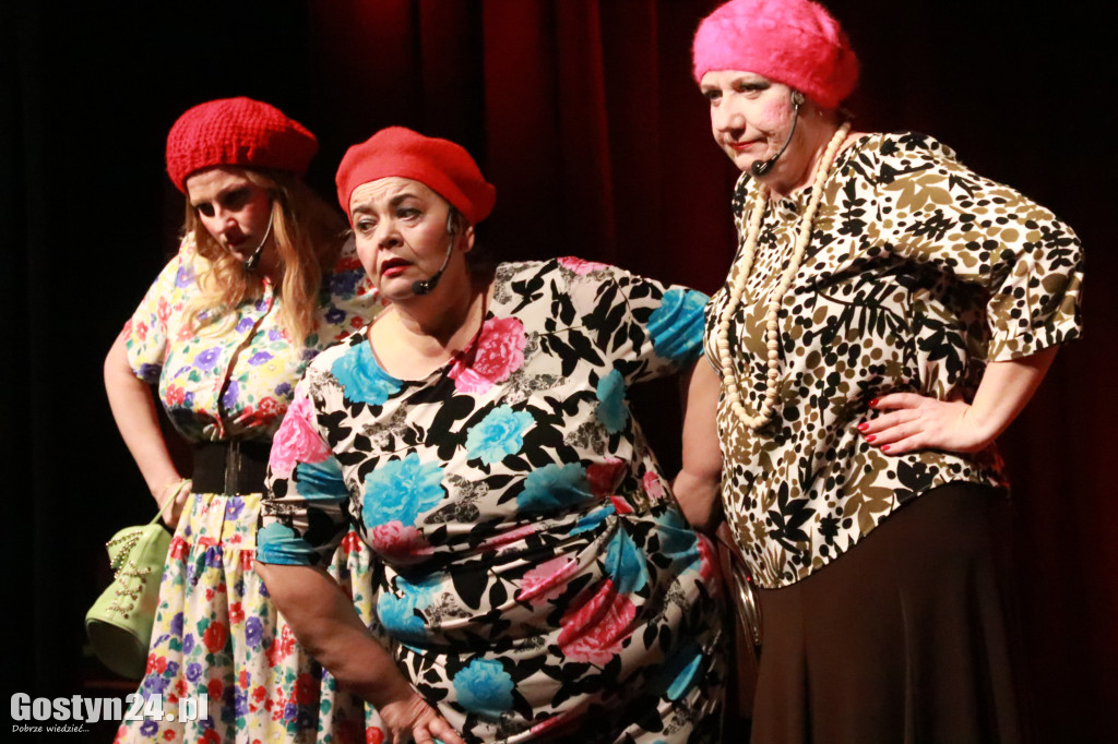 Kabaret Moherowe Berety wystąpił w CKiB w Piaskach