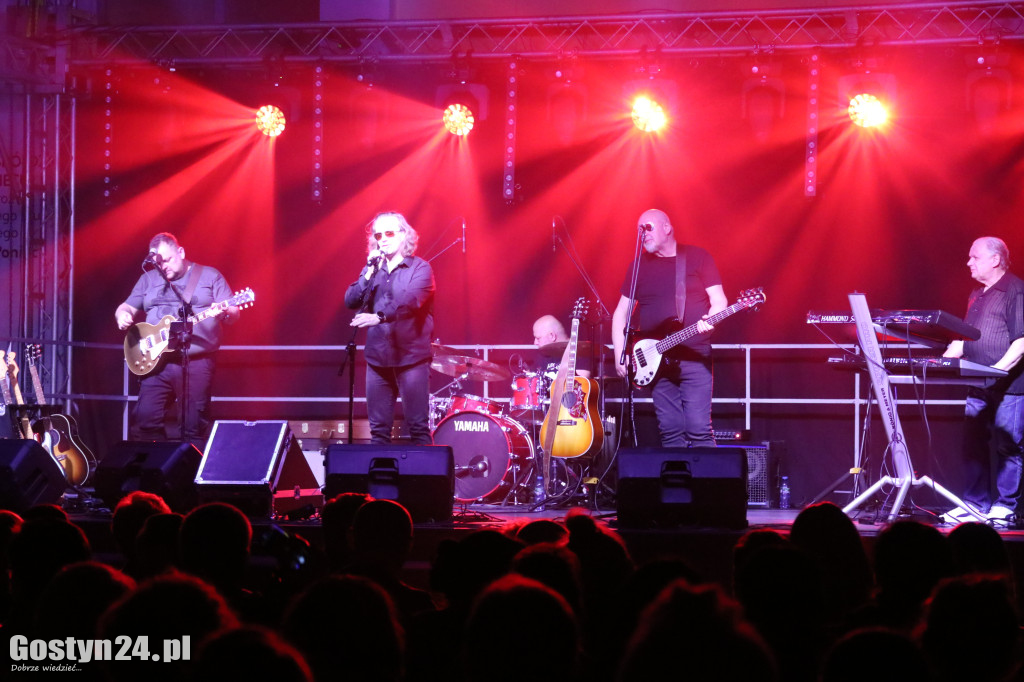Występ zespołu Budka Band w hali OSiR w Poniecu