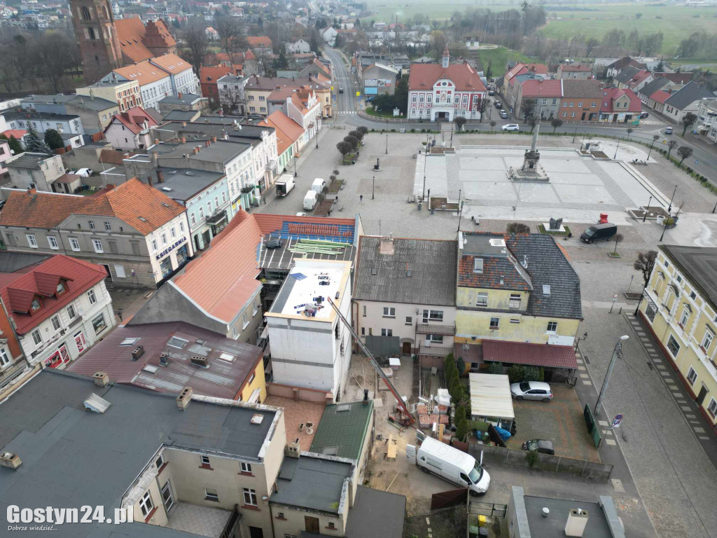 Trwa modernizacja kamienicy przy rynku