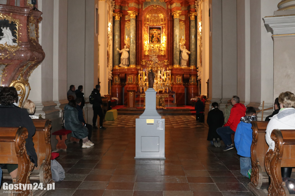 Ekstremalna Droga Krzyżowa wyruszyła ze Świętej Góry