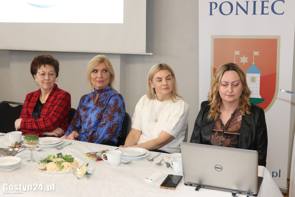 5-lecie Klubu Seniora w Poniecu