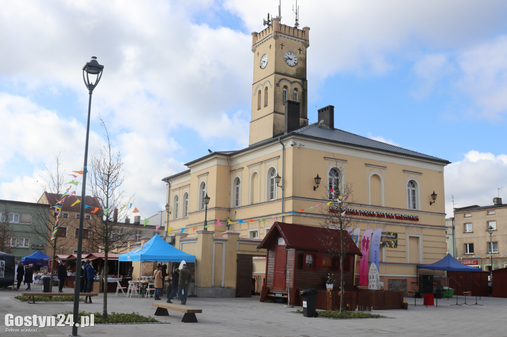 Jarmark Wielkanocny na rynku w Krobi