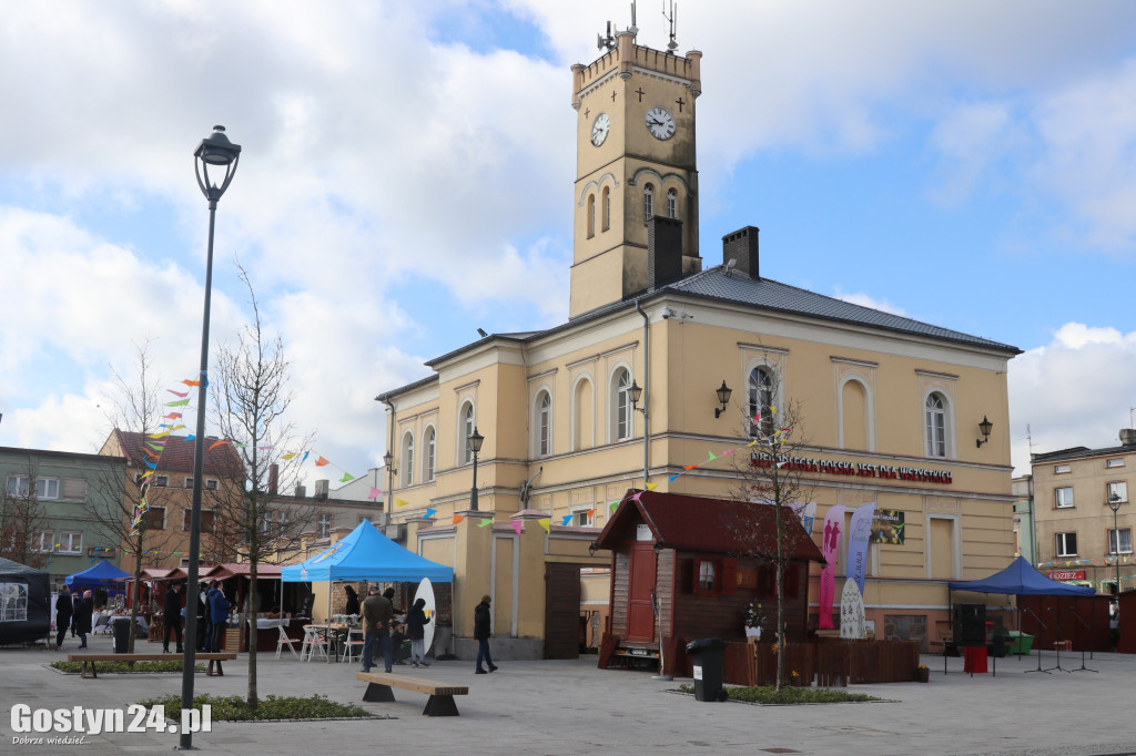 Jarmark Wielkanocny na rynku w Krobi